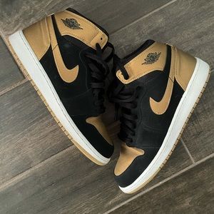 Nike Air Jordan 1 Retro High Size 7 Melo